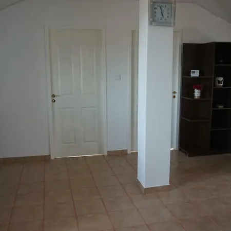 Apartmán Nicolae Romanescu Park *
